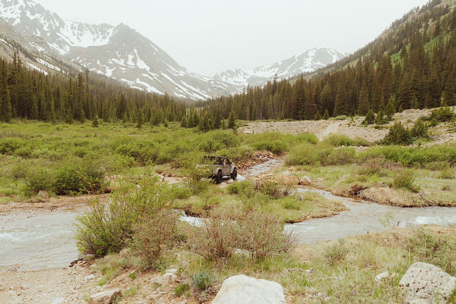 Off-road adventure elopement, Motus Weddings Colorado